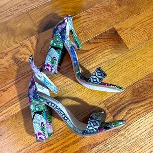 NWOB Steve Madden Carrson Dress Sandal